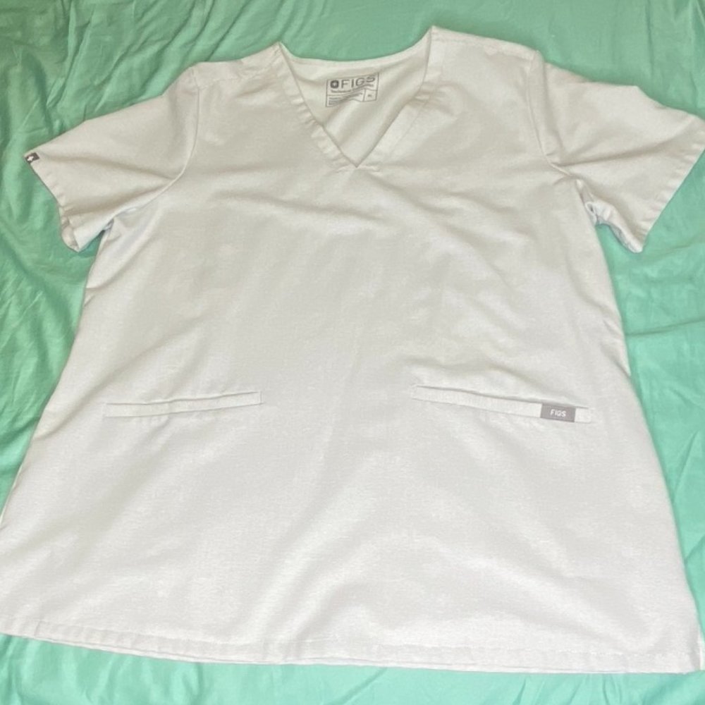 FIGS Space Grey Srub Top **Hard to find**